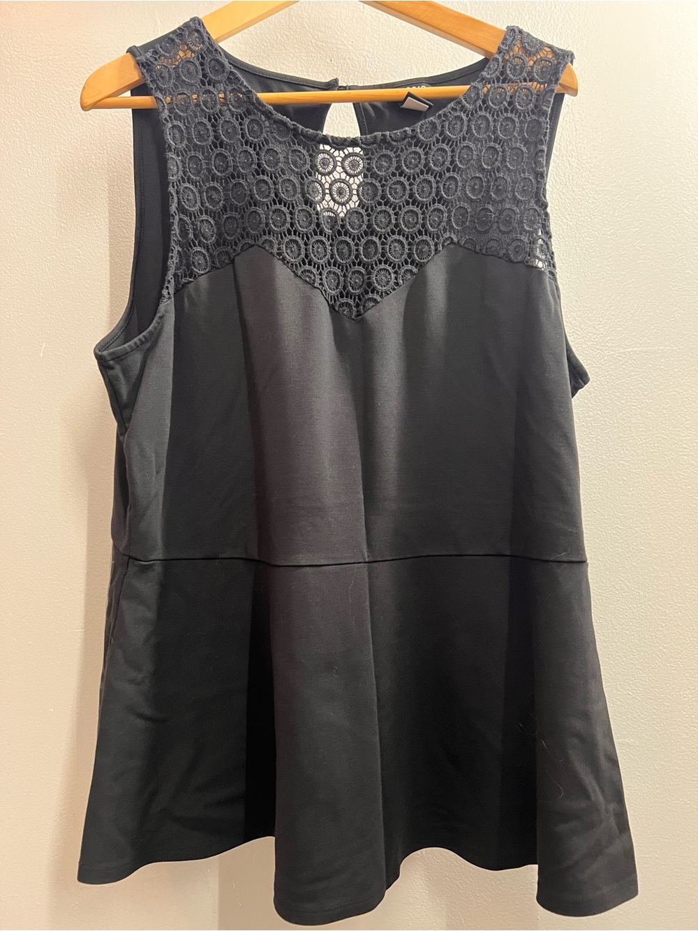 Sleeveless Black Lace Yoke Women's Peplum